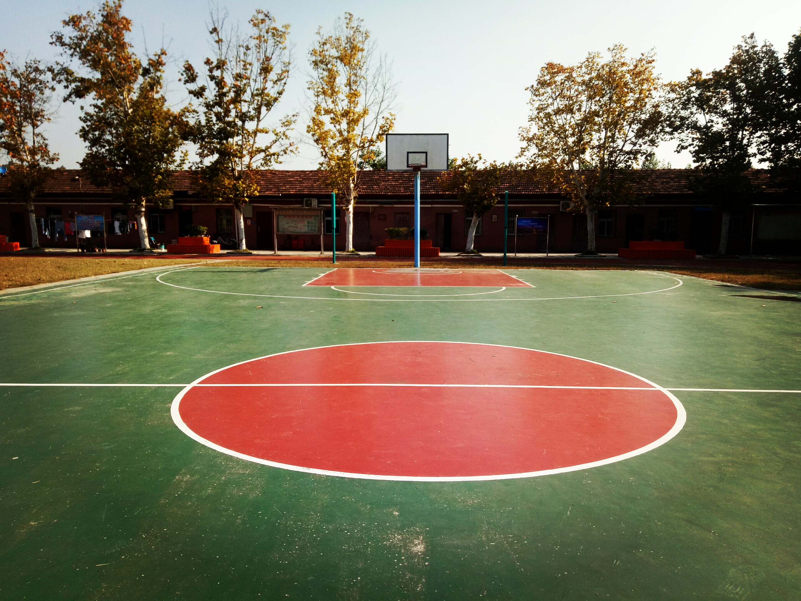 江岸区谌家矶小学